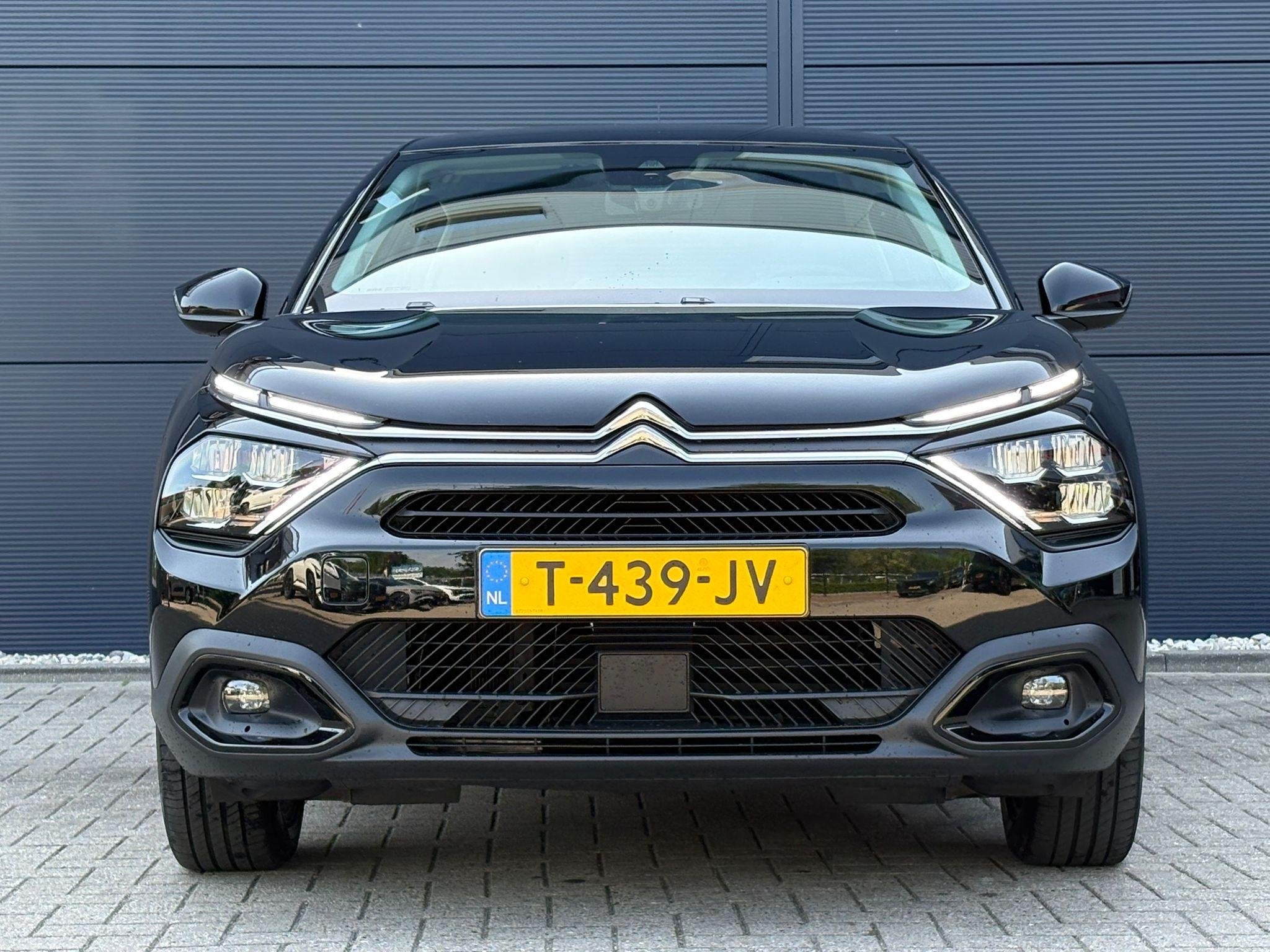 Citroen Ë-C4 Feel 50 kWh | Apple Carplay/Android Auto | Cam, Auto's, Gebruikt, 357 km, Zwart, Grijs
