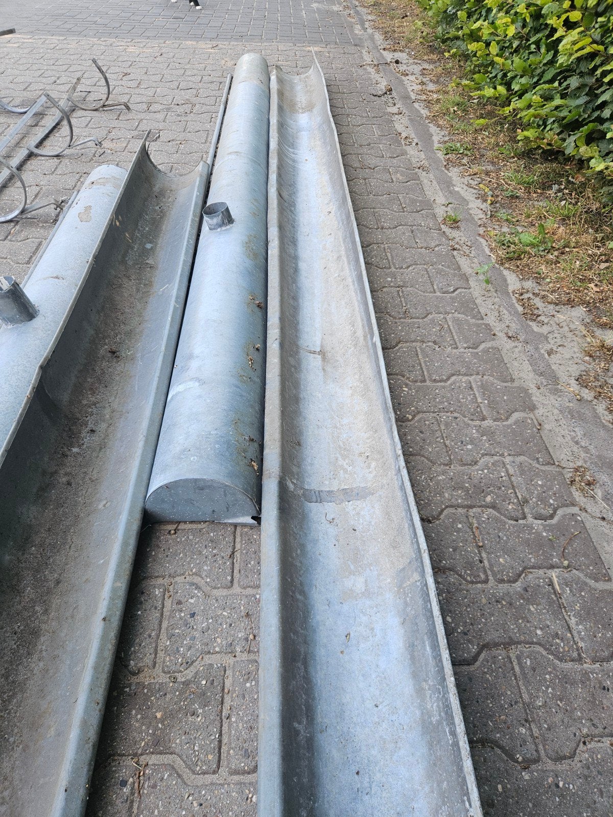 Zinken dakgoot met beugels, Ophalen, Gebruikt, 4 tot 6 meter, Zink