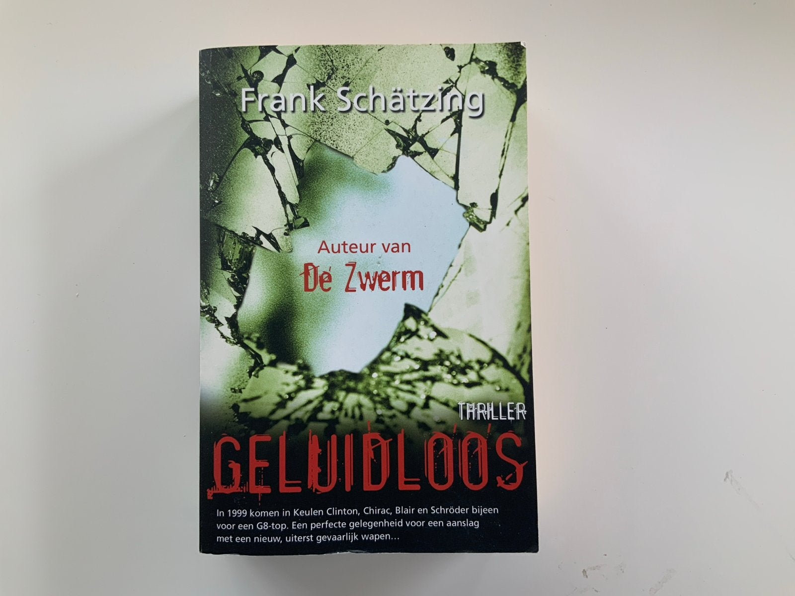 F. Schatzing - Geluidloos, Boeken, Gelezen, Europa overig, F. Schatzing, Ophalen of Verzenden