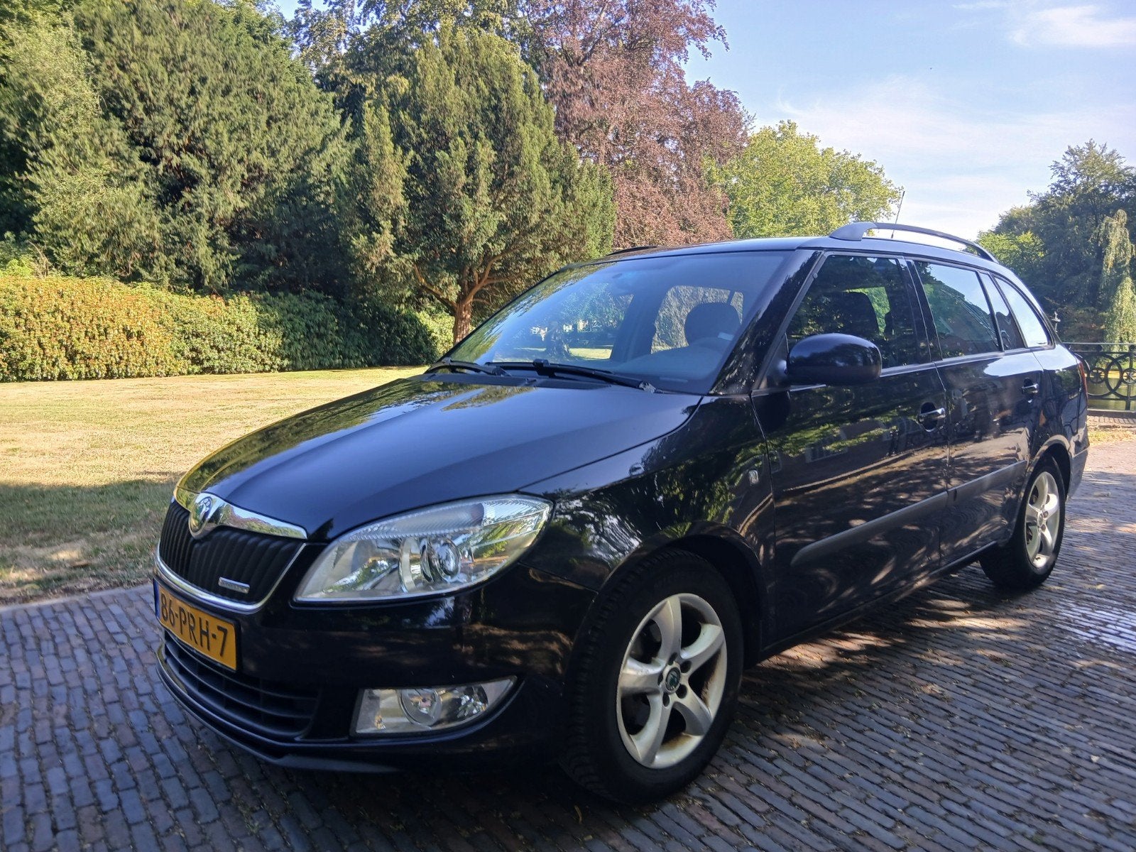 Skoda Fabia Combi 1.2 TDI 2011 Airco Trekhaak LM Nieuwe Apk, Voorwielaandrijving, Stof, 74 pk, Zwart