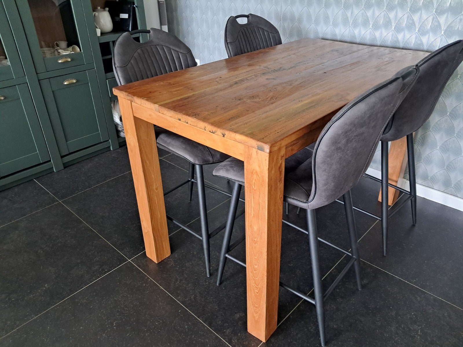 Houten bartafel met 4 barkrukken, Overige houtsoorten, Gebruikt, 100 tot 150 cm, Modern, Industrieel