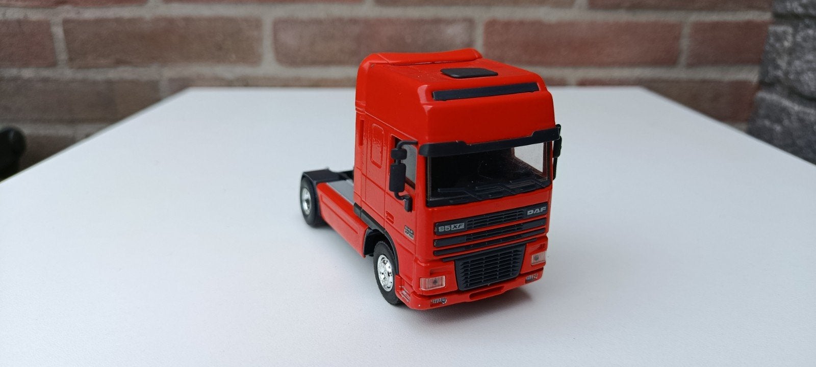 DAF SPACECAP zie omschrijving, Hobby en Vrije tijd, Modelauto's | 1:50, Ophalen of Verzenden, Zo goed als nieuw, Bus of Vrachtwagen