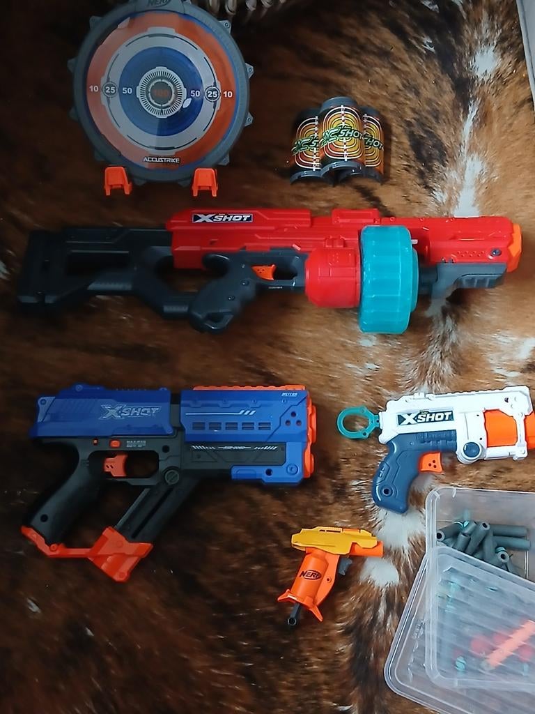 Speelgoed pistolen x shot en nerf, Ophalen of Verzenden, Zo goed als nieuw