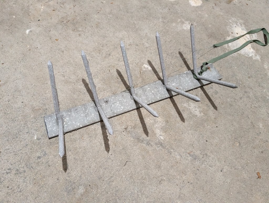 Anti-klimpinnen / muurpinnen verzinkt — 164 + 51 cm, Tuin en Terras, Ophalen, Gebruikt, IJzer, Sierhekwerk