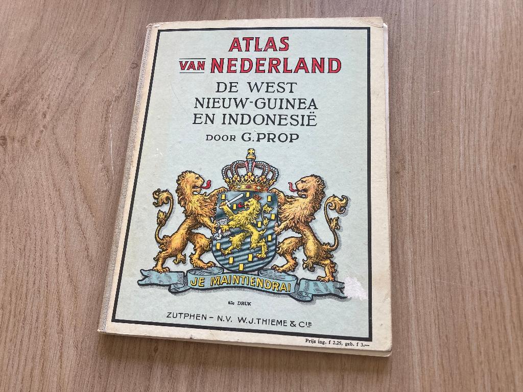 Atlas G. Prop, Gelezen, Overige atlassen, Ophalen of Verzenden, 1800 tot 2000