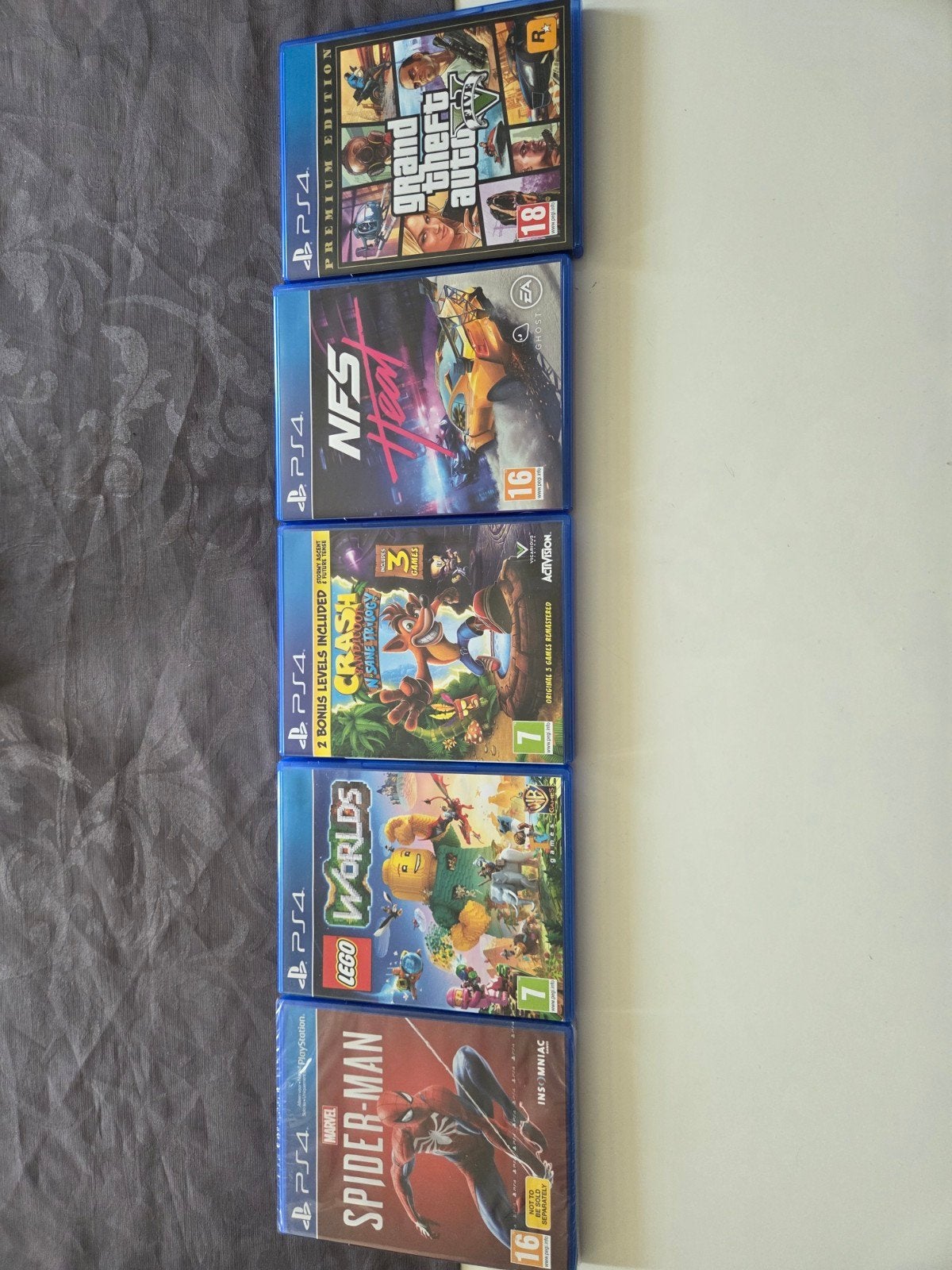 PlayStation 4 / 5 games 5 stuks spellen, 1 speler, Zo goed als nieuw, Vanaf 3 jaar, Ophalen