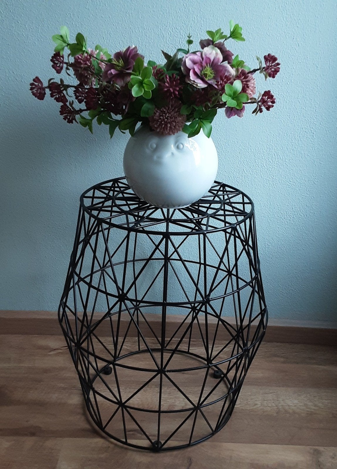 Exclusieve Draadstaal design kruk / plantentafel, Ophalen, Zo goed als nieuw, Staal