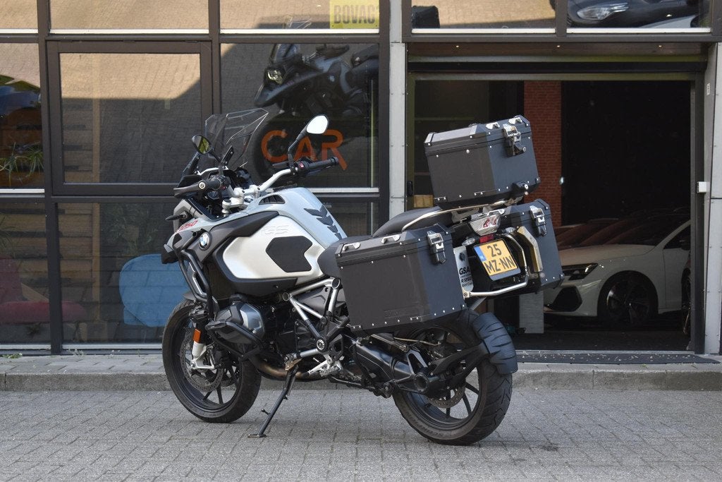 BMW R 1250 GS Adventure Cruise Handvw Stoelvw, Motoren, Motoren | BMW, Einsteinlaan 5
2289 CC  Rijswijk, NL, 1254 cc, Handvatverwarming