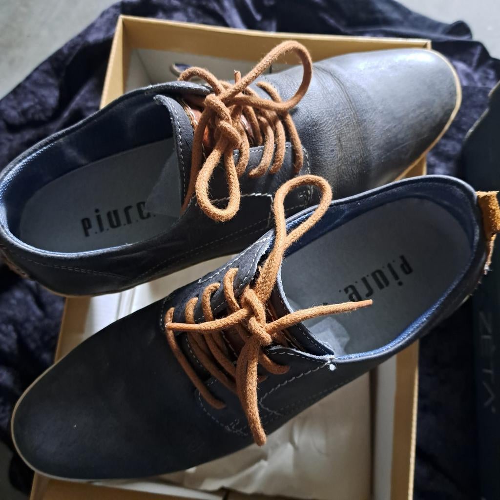 Piure herenschoenen - Maat 40 - Donkerblauw, Kleding | Heren, Blauw, Ophalen of Verzenden, Zo goed als nieuw, Piure