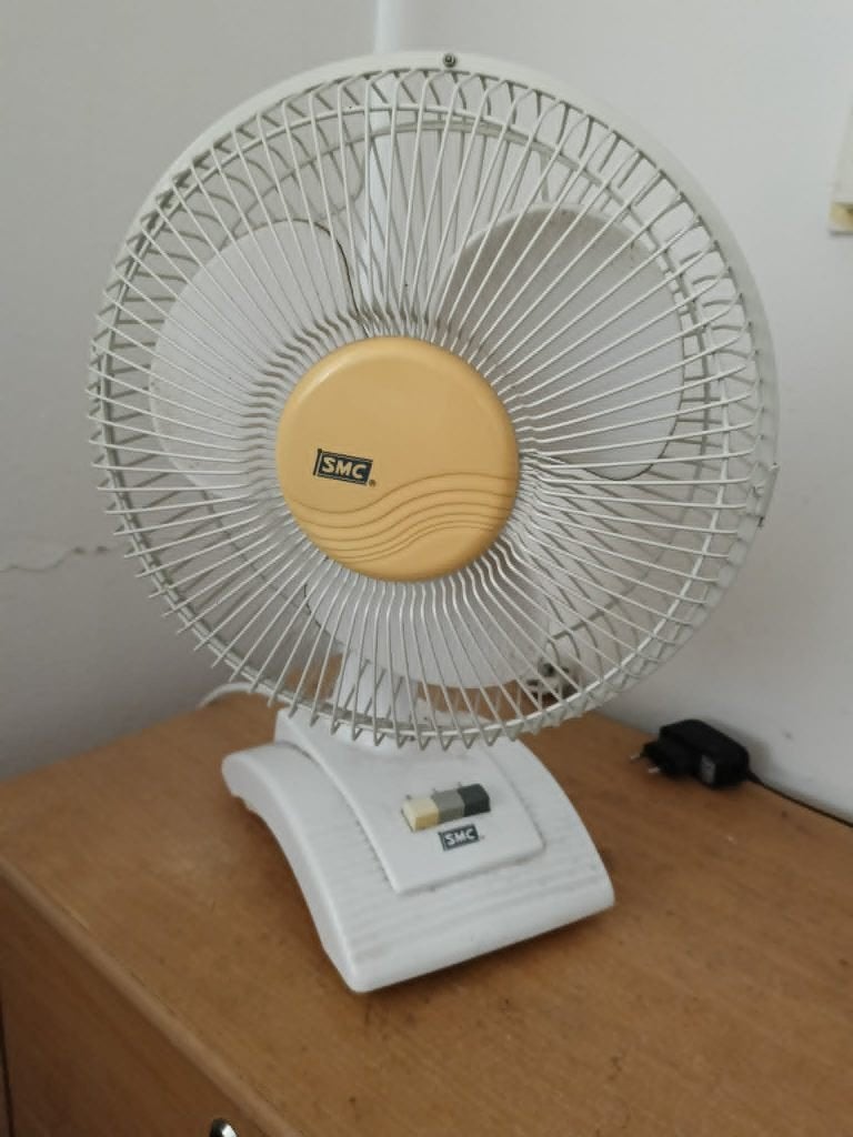 VENTILATOR, Ophalen of Verzenden, Gebruikt, Tafelventilator