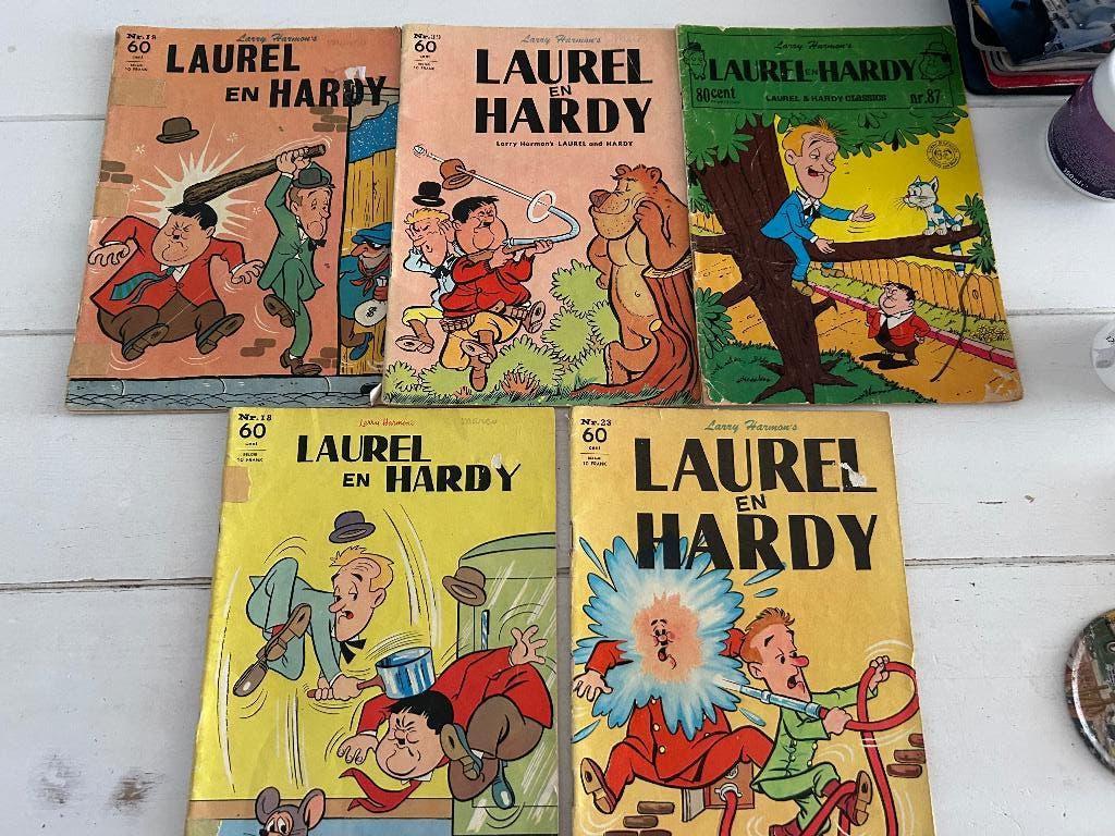 Comics 5x laurel & hardy jaren 60, Gelezen, Europa, Ophalen of Verzenden, Meerdere comics