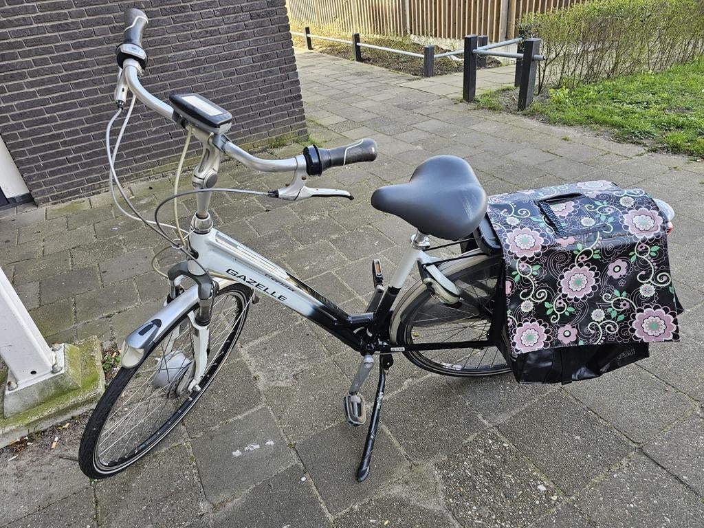 Elektrische fiets, Ophalen, Zo goed als nieuw, 50 km per accu of meer, 55 tot 59 cm