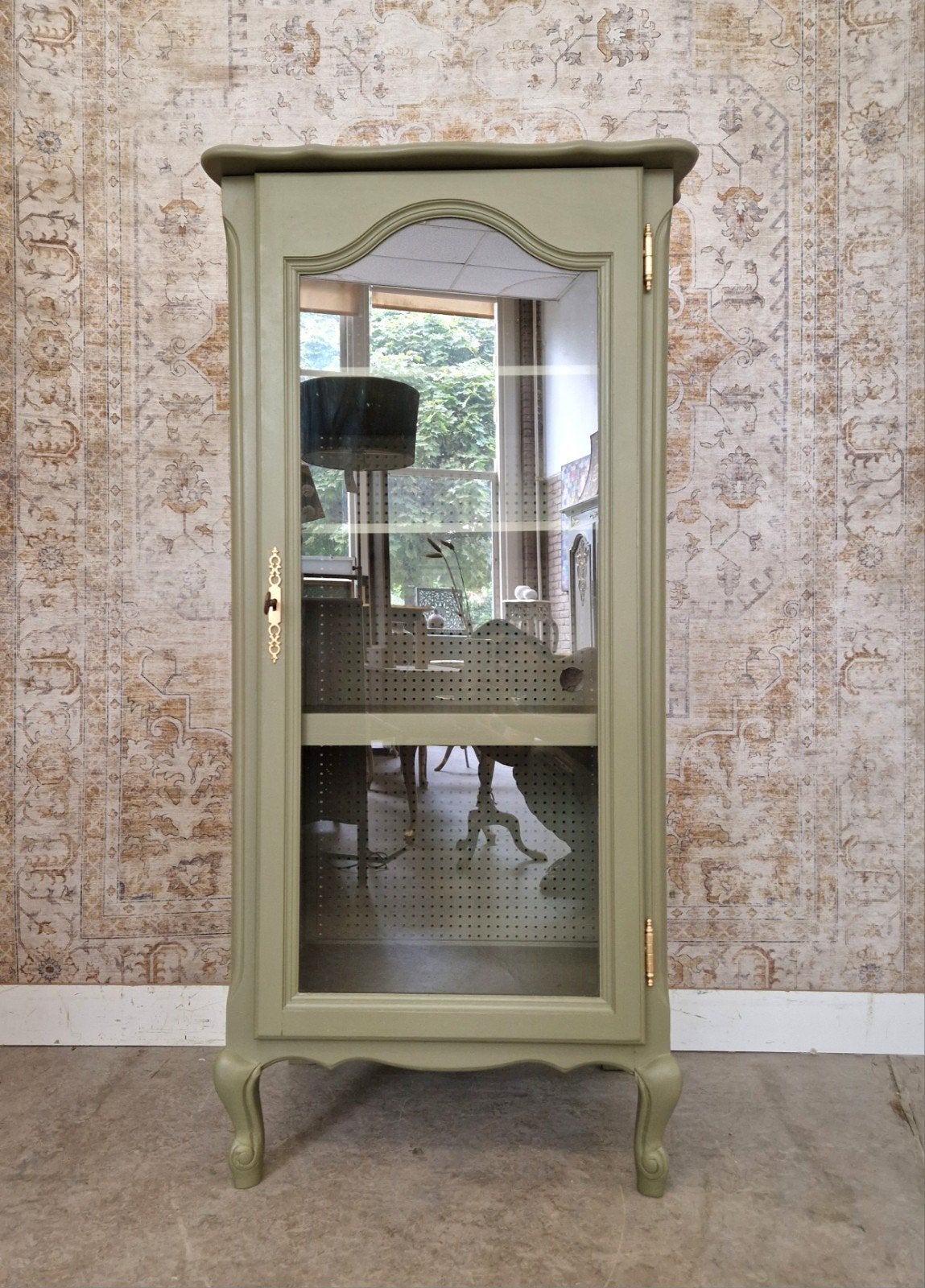 Groen vitrinekast/ Elegante kast/ Queen Anne kast, Donyavimin@gmail.com, Mina Donyavi Meubels, Zo goed als nieuw, 5363st