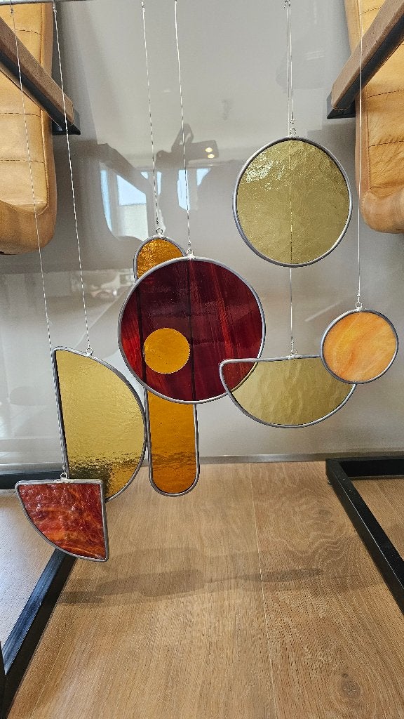 "Ff op moeten wachten"modern glas in lood object/ suncatcher, Ophalen of Verzenden, Nieuw, Meerkleurig, Glas