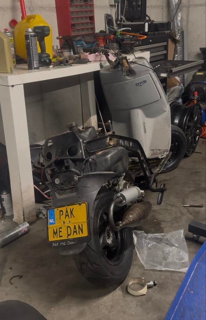 Quartz 50cc met DDL uitlaat, Motoren, Ophalen