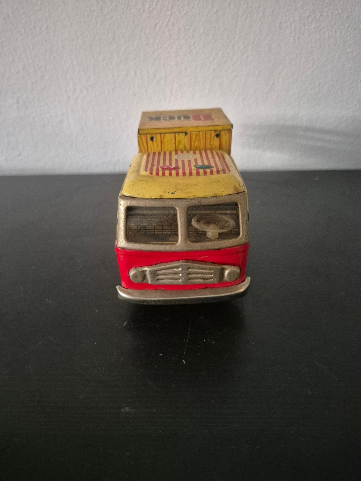 Vintage blikken speelgoed vrachtwagen D-5 met 'DUCK' krat, Ophalen of Verzenden, Gebruikt