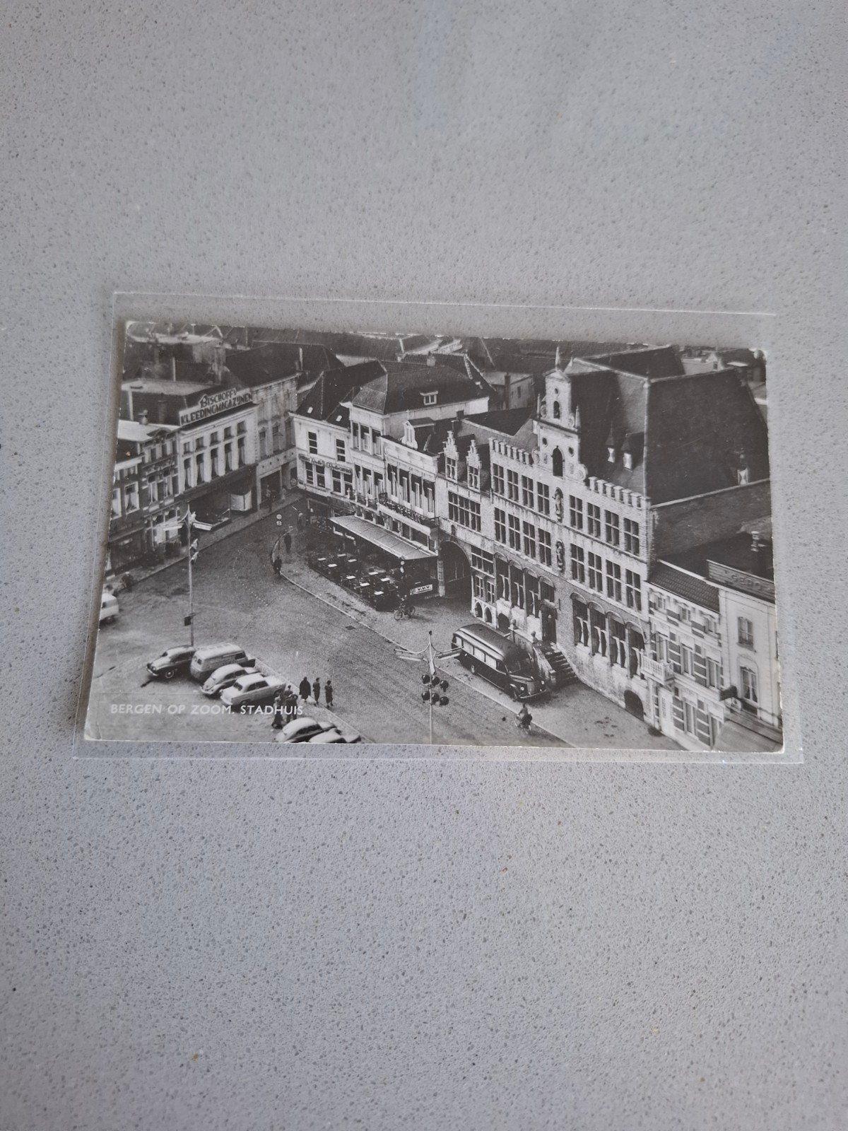 Oude Ansichtkaart Bergen op Zoom Stadhuis 1957, Ophalen of Verzenden, 1940 tot 1960, Gelopen, Noord-Brabant