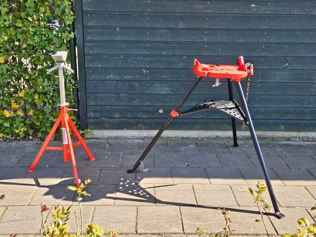 Rigid Pionier Tristand 460-6 + pijpsteun - Zo goed als nieuw, Ophalen of Verzenden, Zo goed als nieuw