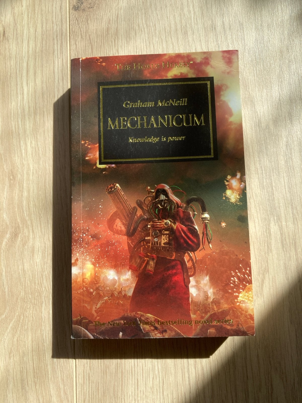 Mechanicum - Warhammer 40k - The Horus Heresy, Ophalen of Verzenden, Gebruikt, Warhammer 40000, Boek of Catalogus