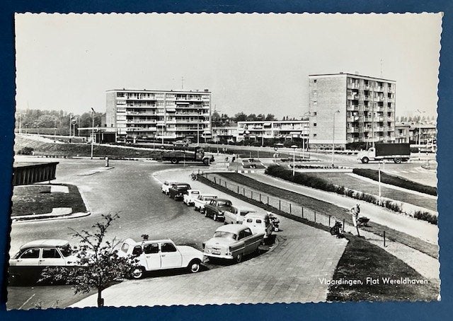 Vlaardingen, Flat Wereldhaven met vrachtwagens, auto's, Ophalen of Verzenden, 1960 tot 1980, Ongelopen, Zuid-Holland