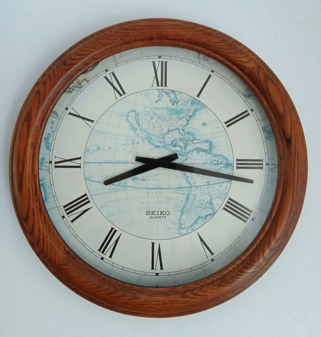 Seiko wandklok wereld - eiken lijst - 43 cm, Ophalen of Verzenden, Wandklok