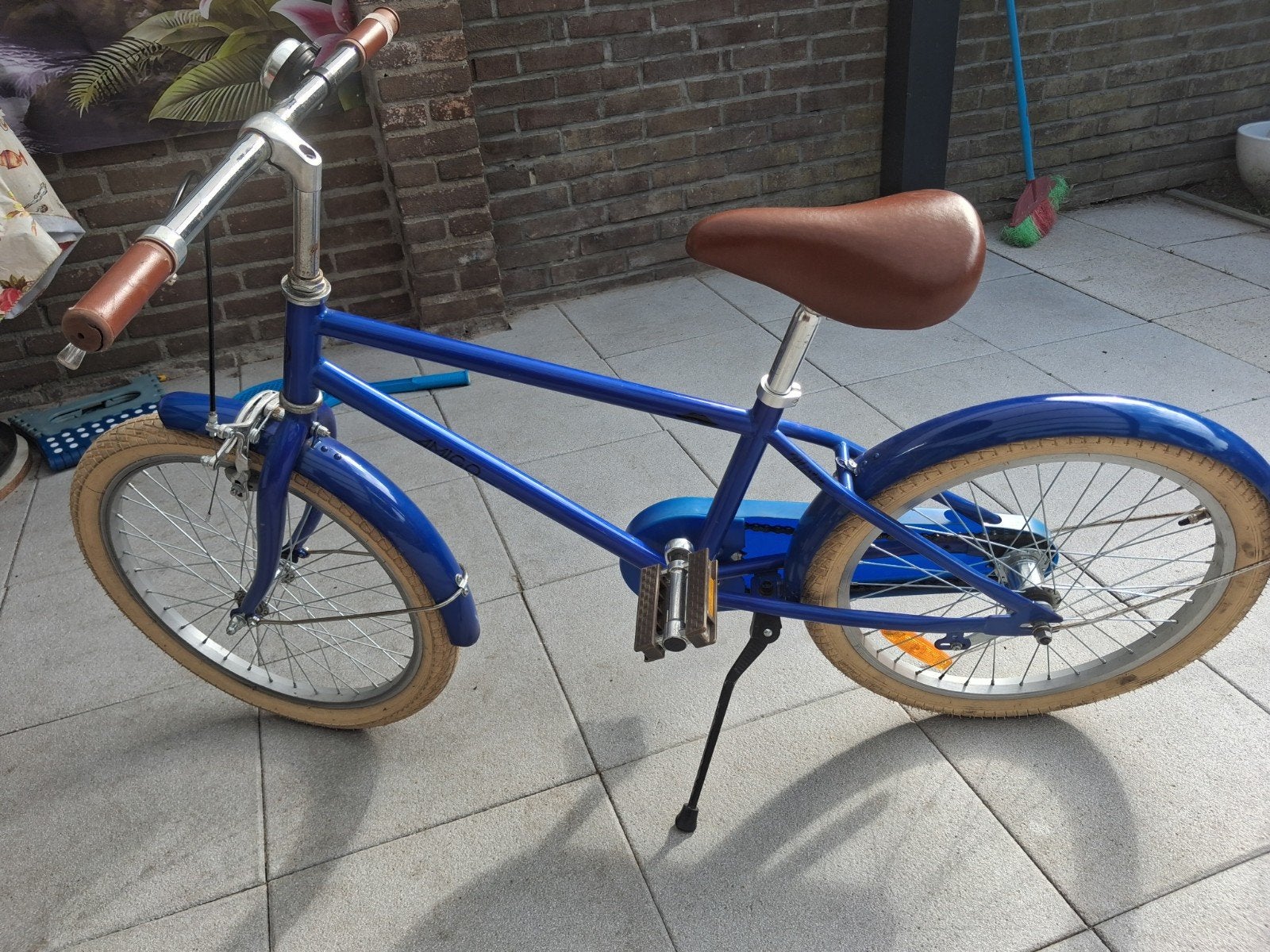 Amigo Kinderfiets 20 inch - Blauw met bruin zadel, Ophalen, 20 inch of meer, Gebruikt, Velgrem