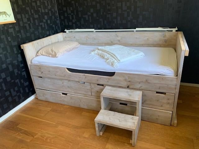 Kajuitbed met 3 lades + trapje, Kinderen en Baby's, Kinderkamer | Bedden, Ophalen, 85 tot 100 cm, Zo goed als nieuw, Matras