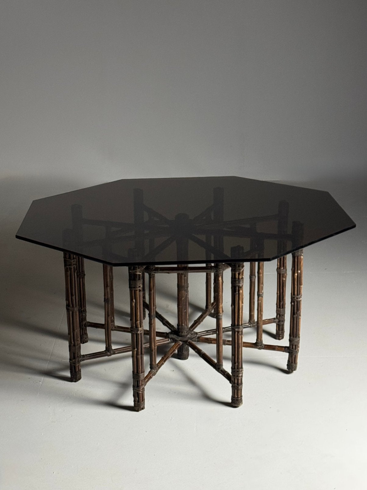 XL center table octagonaal bamboo