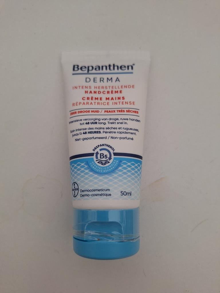 Bepanthen handcrème, Ophalen of Verzenden, Nieuw, Gehele gezicht