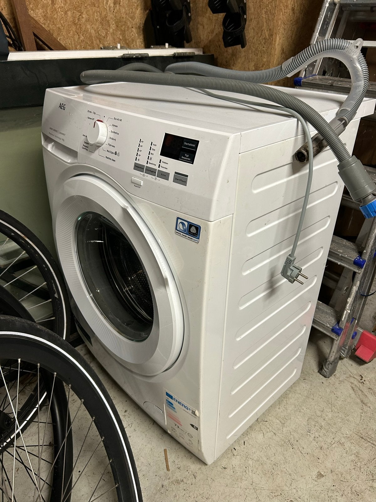 AEG 6000 Serie Lavamat ProSense 1-8kg Wasmachine, Witgoed en Apparatuur, Wasmachines, Ophalen, Gebruikt, Voorlader, Wolwasprogramma