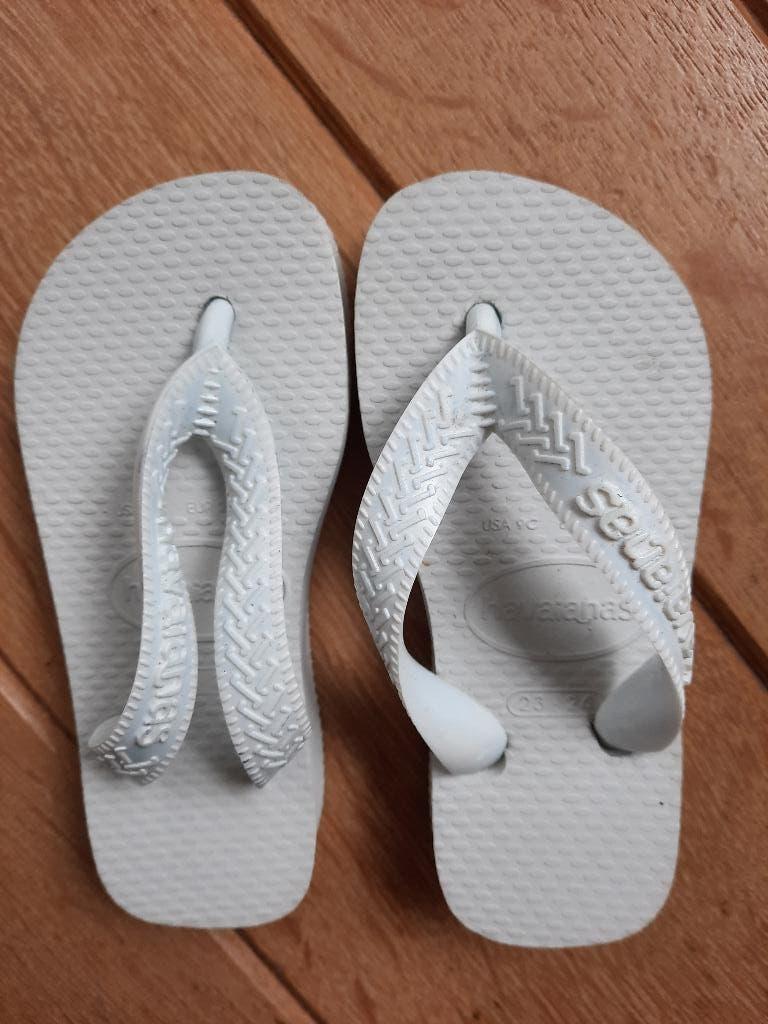 Havaianas slippers wit maat 23/24 - Nieuw -, Kinderen en Baby's, Kinderkleding | Schoenen en Sokken, Jongen of Meisje, Overige typen