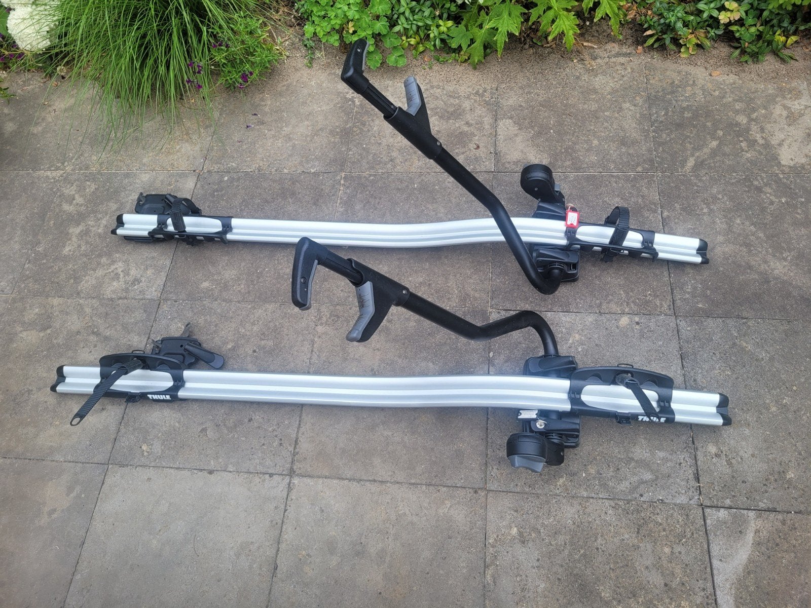 Thule ProRide 591 fietsdragers (set van 2), Auto diversen, Fietsendragers, Ophalen, 2 fietsen, Gebruikt, Dakdrager