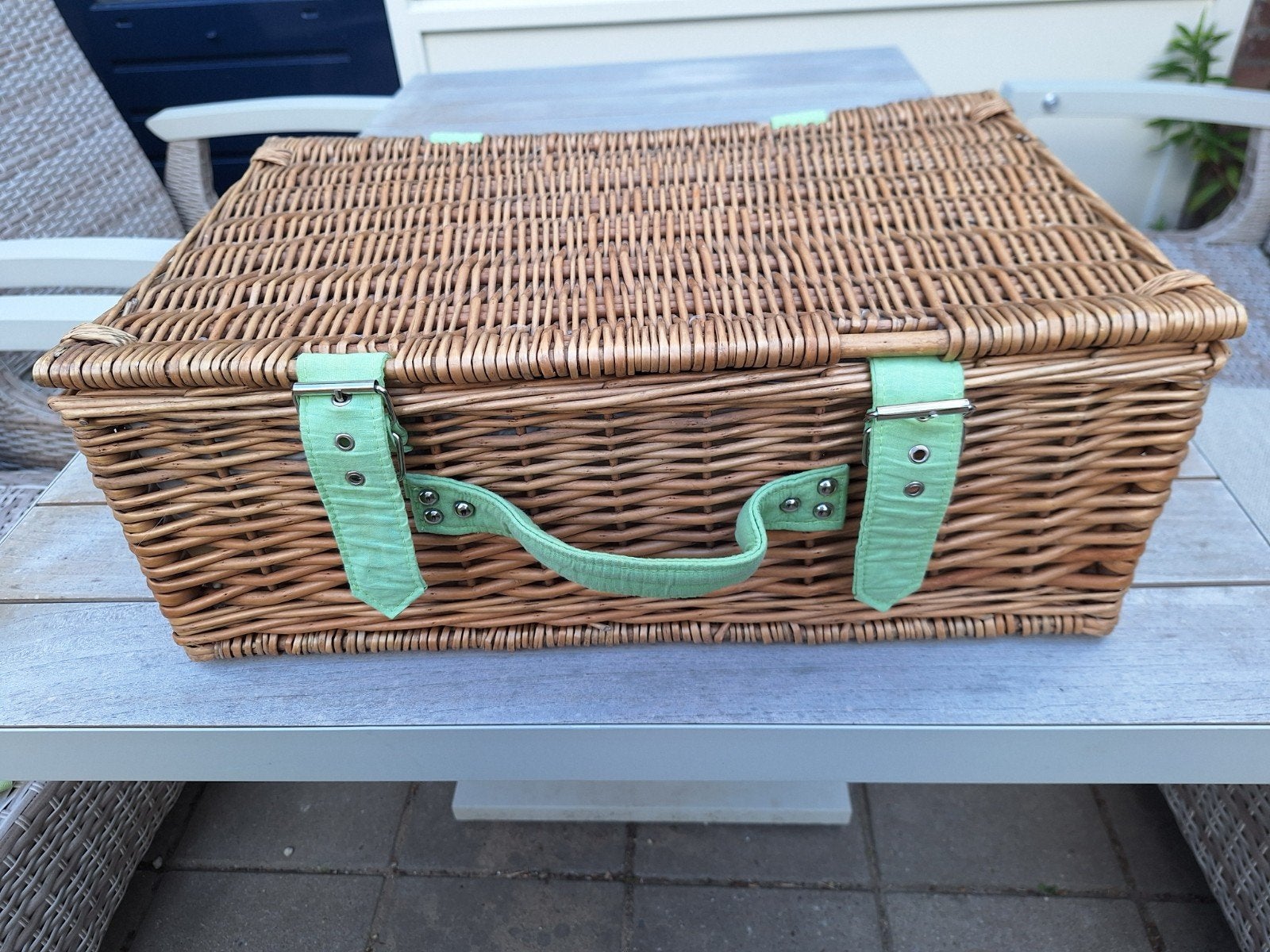 Rieten picknickmand groene details merk Optima 4 personen, Ophalen, Zo goed als nieuw
