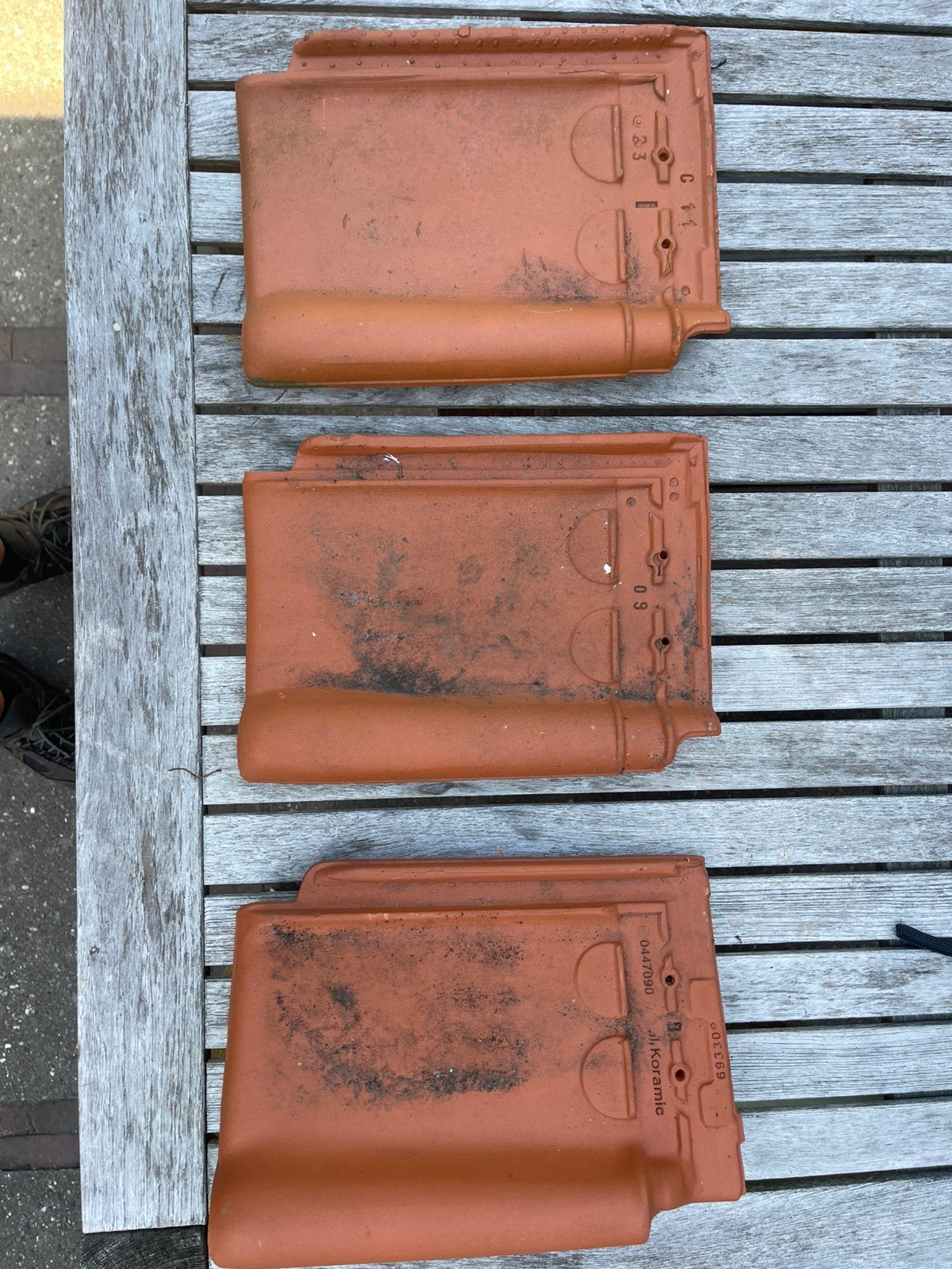 Gratis dakpannen, Ophalen, Steen of Klei, Zo goed als nieuw, 15 m² of meer