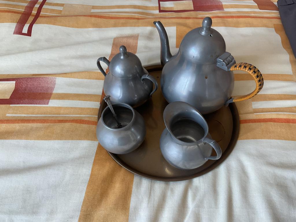 Tinnen theeservies van tingieter Hans Klein (1960), Antiek en Kunst, Ophalen of Verzenden