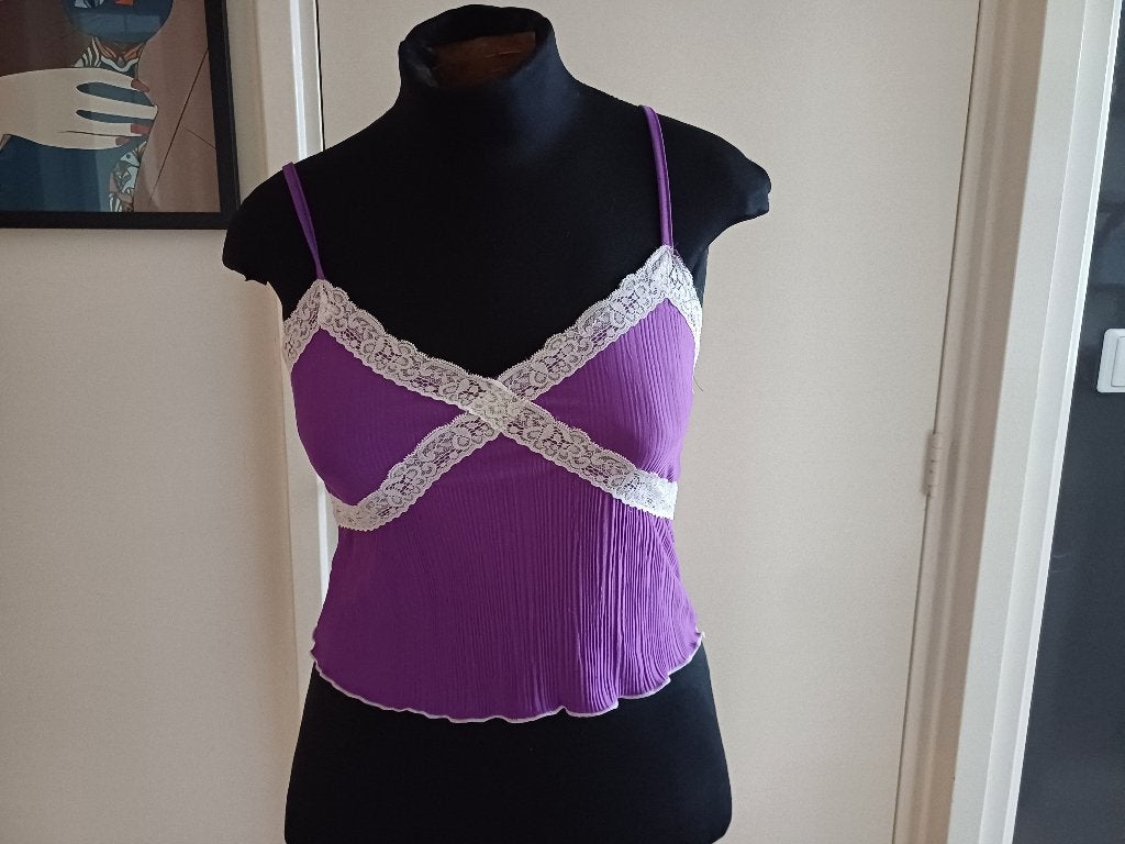 zgan.paars topje met wit kant Pieces mt S, Kleding | Dames, Tops, Paars, Ophalen of Verzenden, Zo goed als nieuw, Pieces