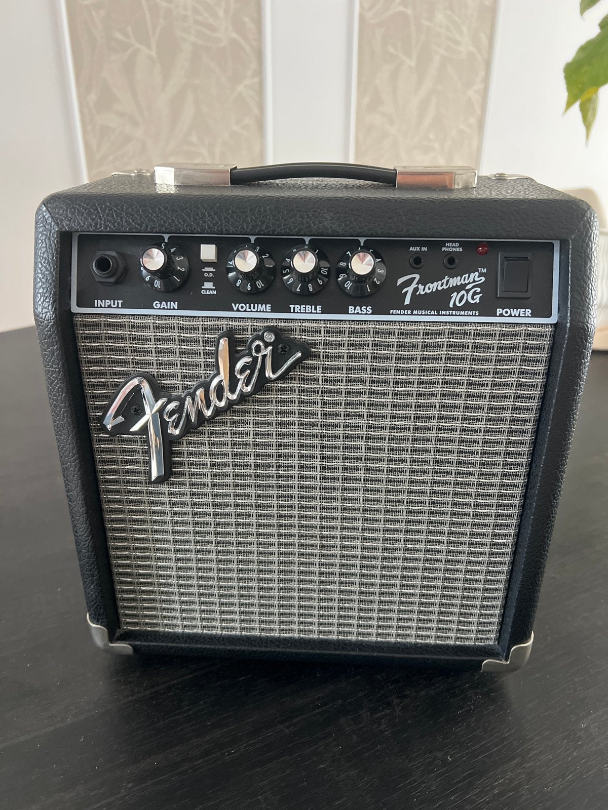 Fender Frontman 10G (bas) Gitaarversterker, Ophalen, Zo goed als nieuw, Gitaar, Minder dan 50 watt