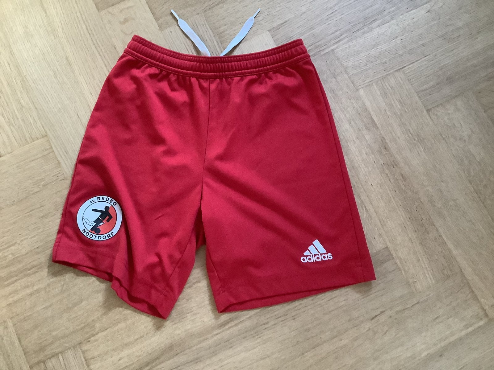 Adidassportbroekje maat 140 met RKDEO logo, Maat XS of kleiner, Ophalen of Verzenden, Gebruikt, Broek