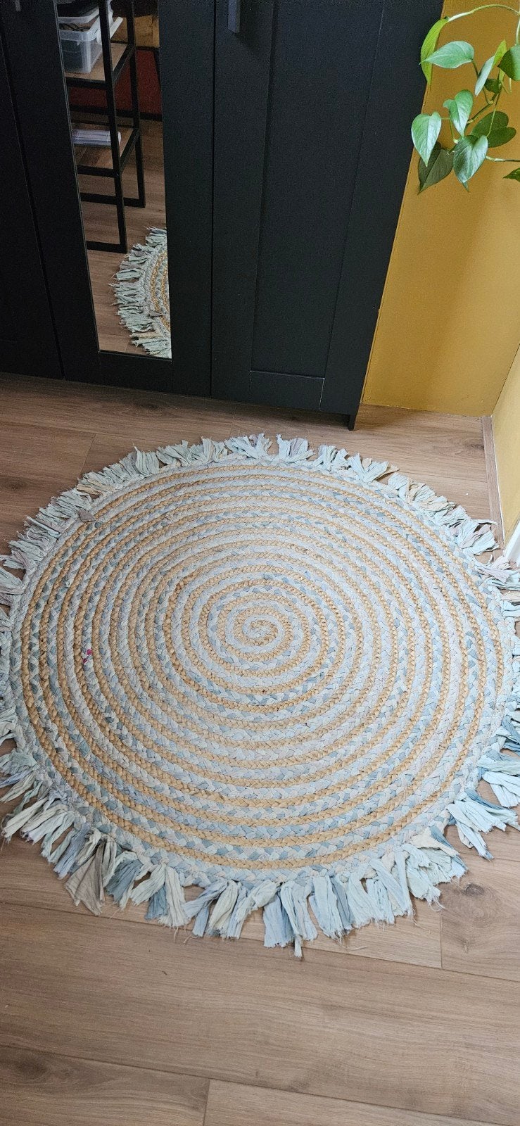 Handgemaakt rond vloerkleed van katoen en jute, Huis en Inrichting, Gebruikt, Blauw, Rond, 100 tot 150 cm