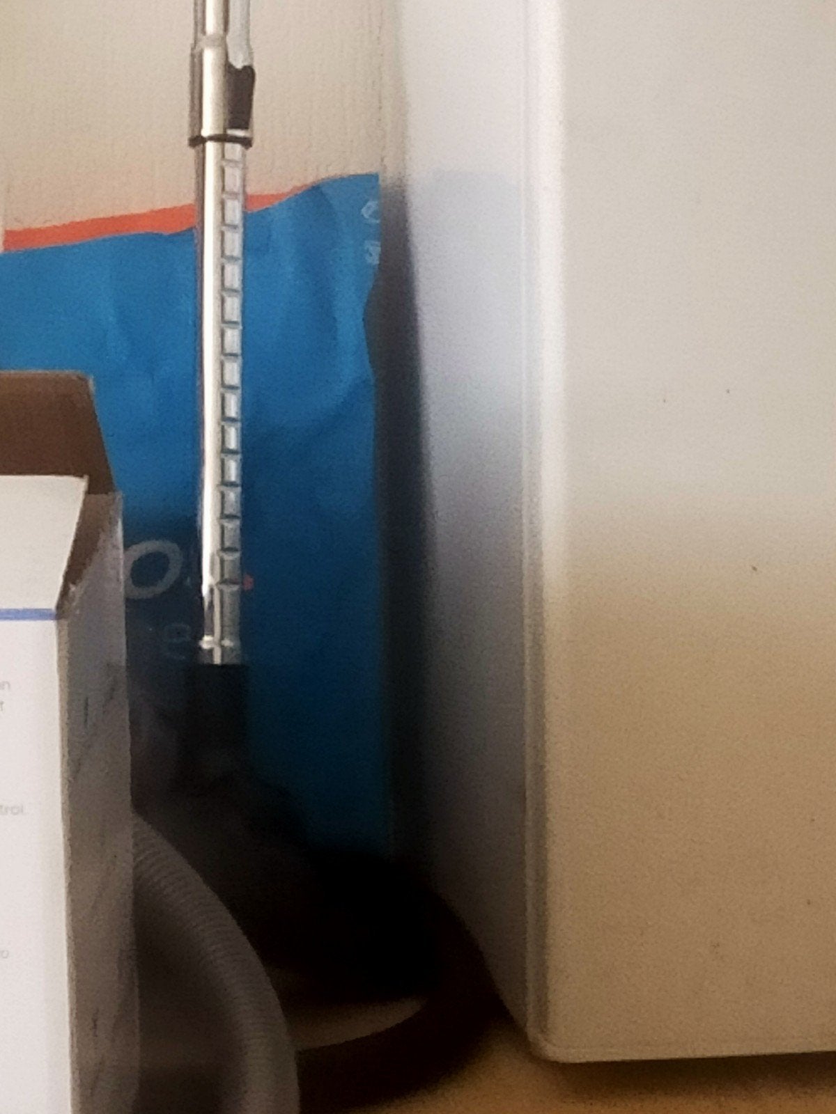 Stofzuiger met Steel En slang Heeft een goede Zuigkracht, Overige merken, Zo goed als nieuw, 1200 tot 1600 watt, Ophalen