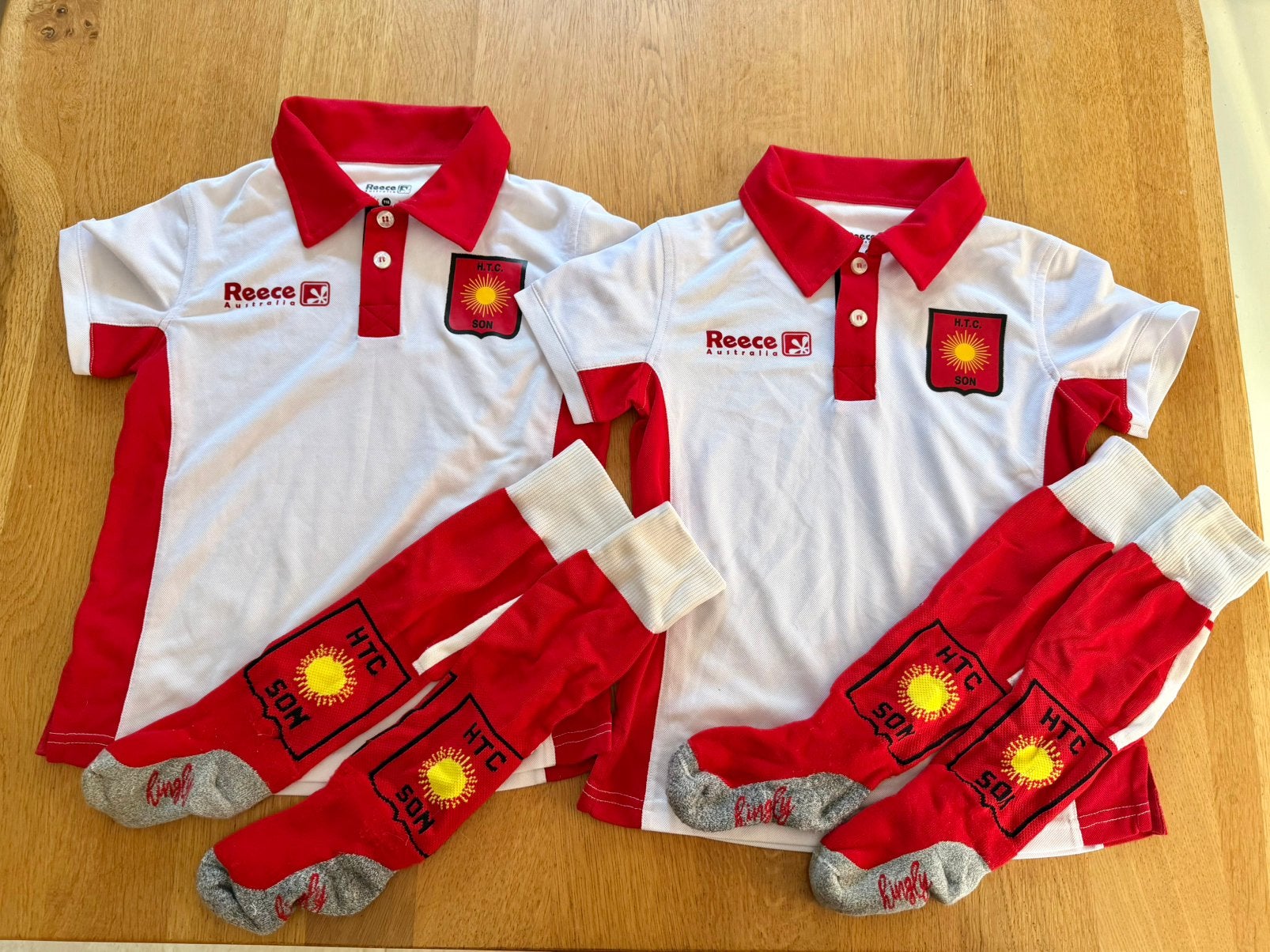 Hockey polo en sokken htc son en breugel hockeyshirt, Ophalen of Verzenden, Zo goed als nieuw, Kleding