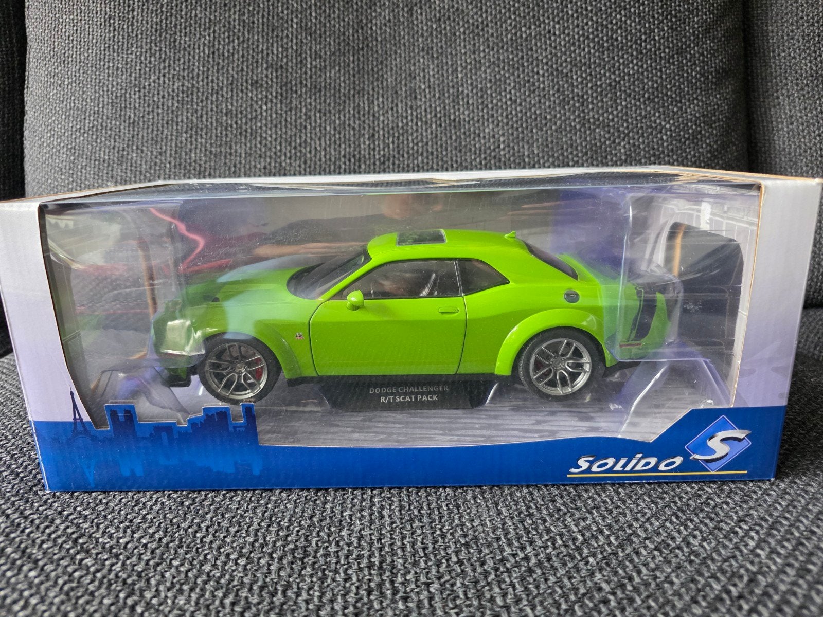 Dodge Challenger groen 1:18 Solido, Ophalen of Verzenden, Nieuw, Auto, Solido