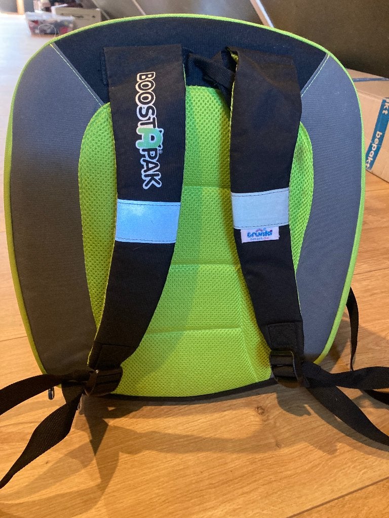 Trunki 2 in 1 autostoeltje en rugzak, Autogordel, 15 t/m 36 kg, Zo goed als nieuw, Ophalen