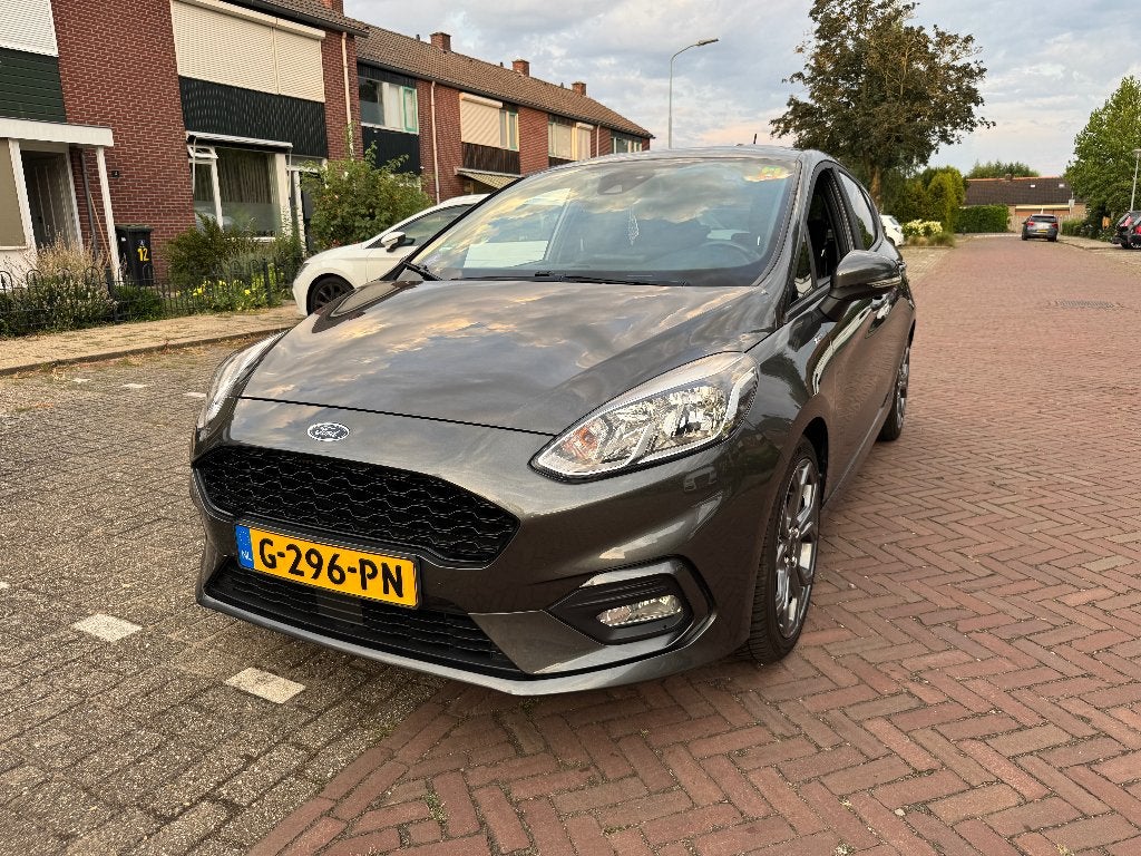 Ford Fiësta 1.0 Ecoboost ST-line 100pk 5dr 2019 Grijs, Auto's, Voorwielaandrijving, Stof, Zwart, 580 kg