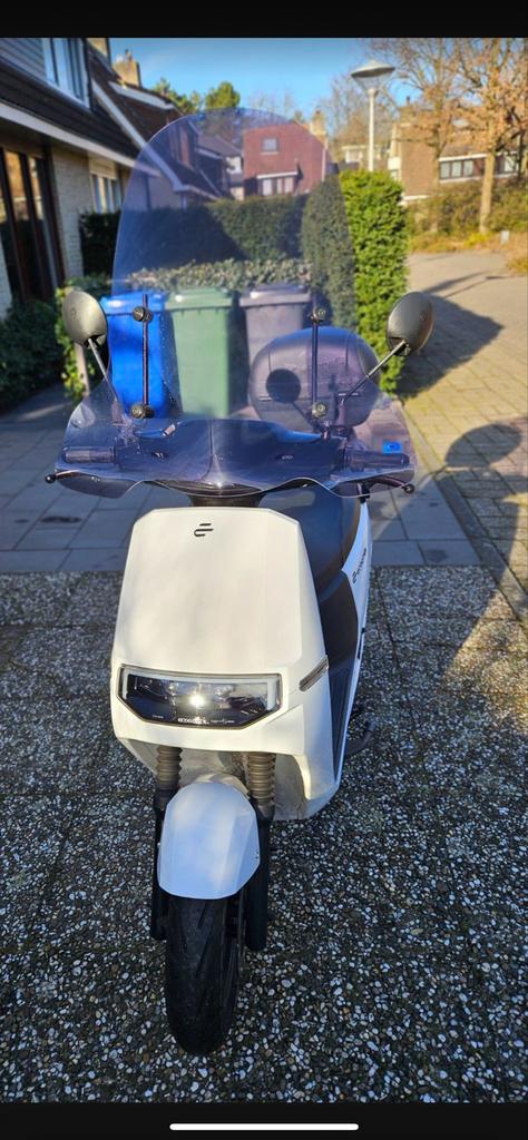 Ecooter Elektrische Scooter met 2 Accu's + Topkoffer, Ophalen of Verzenden, Zo goed als nieuw, Overige typen, Overige merken