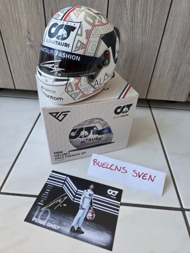 1/2 F1 Pierre Gasly French GP '22 * GESIGNEERD * NIEUW *, Ophalen of Verzenden, Nieuw, Formule 1
