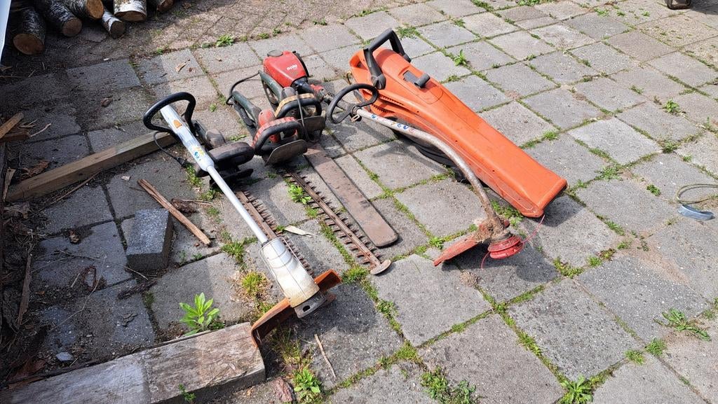 Zolderopruiming stihl FSE50, 3x heggenschaar,1x solo, Ophalen, Gebruikt, ????, ????