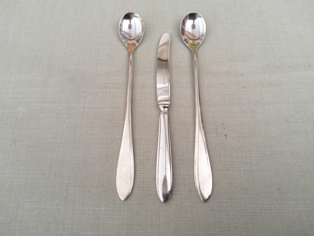Gero Zilmeta 718 Puntfilet - 2 Sorbetlepels en 1 Fruitmesje, Antiek en Kunst, Ophalen of Verzenden