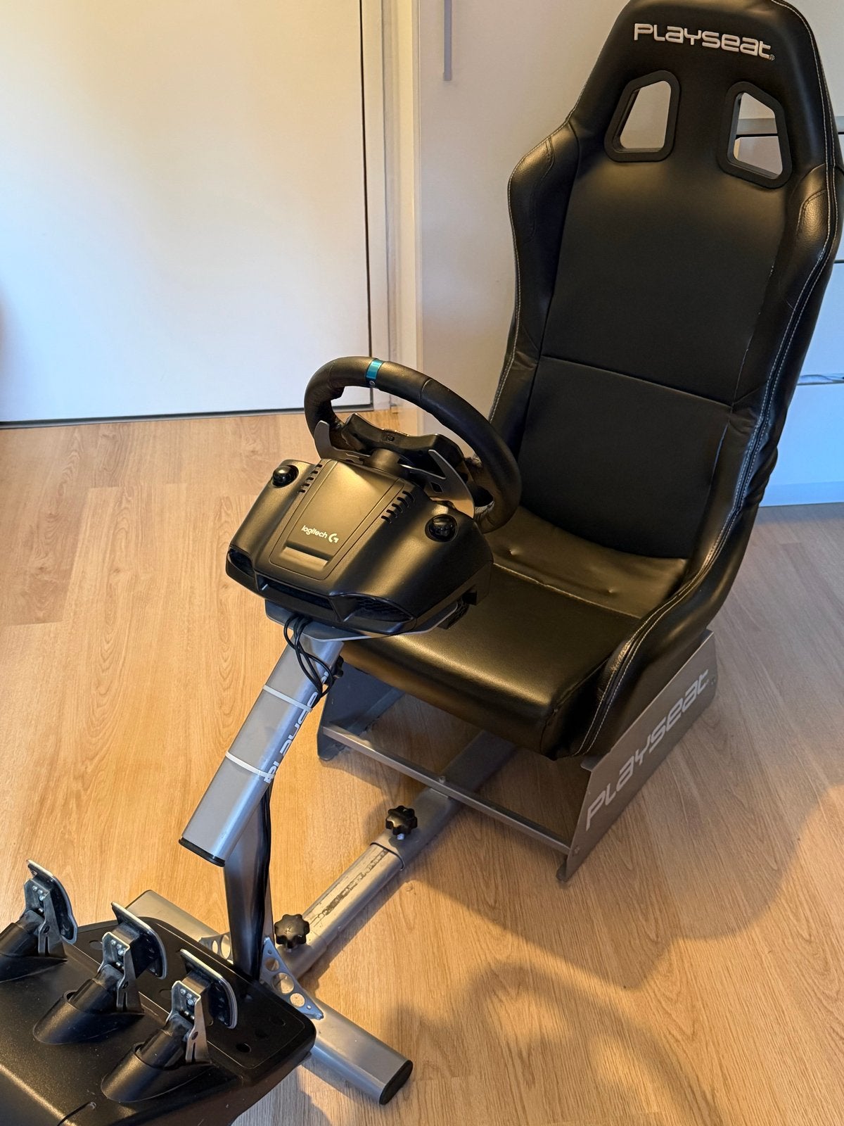 Playseat met Logitech G29 racestuur en pedalen, Ophalen, Gebruikt, Playseat of Racestoel, PlayStation 4