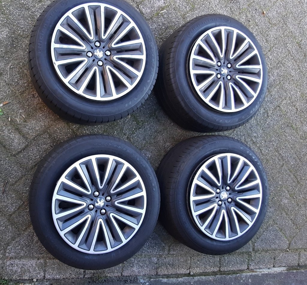 4 stalen velgen 16inch + banden 195/60R16, Auto-onderdelen, Ophalen, Gebruikt, Velg(en), 16 inch